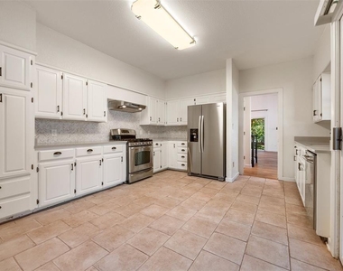 6 Sunview Rd - Photo Thumbnail 11