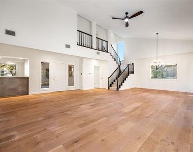 6 Sunview Rd - Photo Thumbnail 3