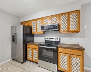 5671 Ellis Trace Drive - Photo Thumbnail 13