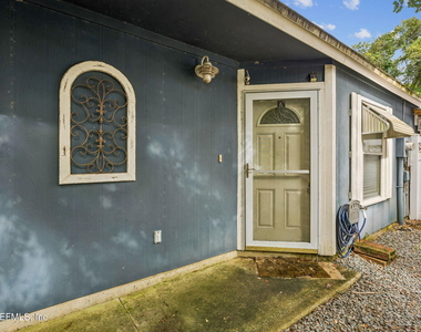 5671 Ellis Trace Drive - Photo Thumbnail 5