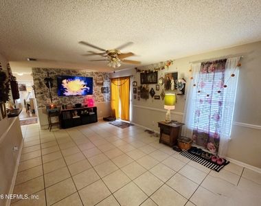 5671 Ellis Trace Drive - Photo Thumbnail 3