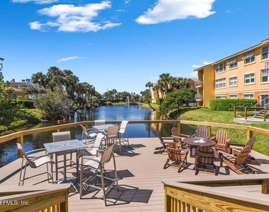 108 Laguna Villa Boulevard - Photo Thumbnail 10