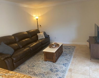 108 Laguna Villa Boulevard - Photo Thumbnail 3