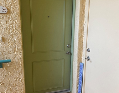 108 Laguna Villa Boulevard - Photo Thumbnail 1