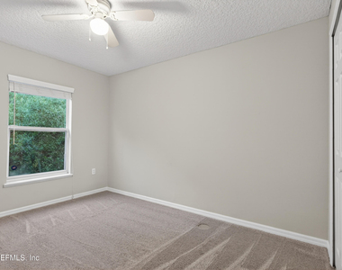 11816 Lake Bend Circle - Photo Thumbnail 22