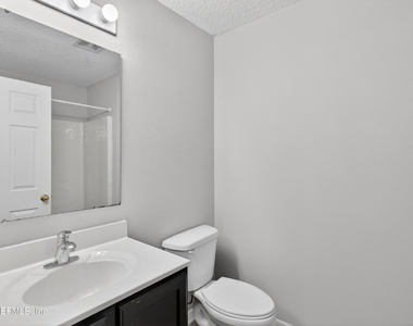 11816 Lake Bend Circle - Photo Thumbnail 24