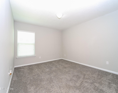 12385 Sacha Road - Photo Thumbnail 7