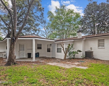 1683 Morningside Drive - Photo Thumbnail 27