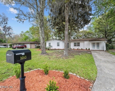 1683 Morningside Drive - Photo Thumbnail 25