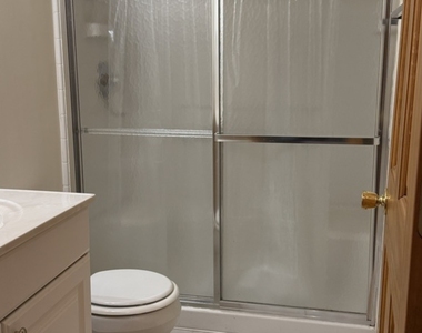 125 Maple Court - Photo Thumbnail 12