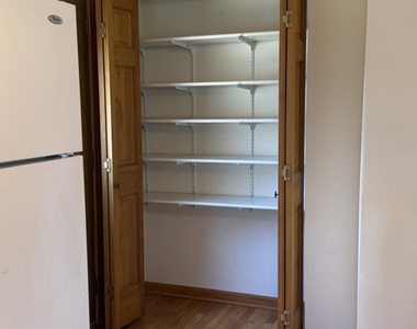 125 Maple Court - Photo Thumbnail 3