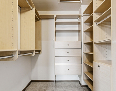 5610 W Von Avenue - Photo Thumbnail 13