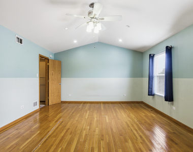 5610 W Von Avenue - Photo Thumbnail 12