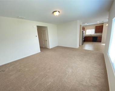 1490 Avalon Creek Road - Photo Thumbnail 2
