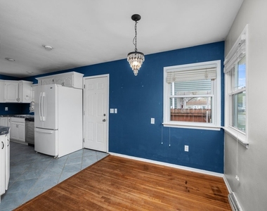1815 Cody Street - Photo Thumbnail 5