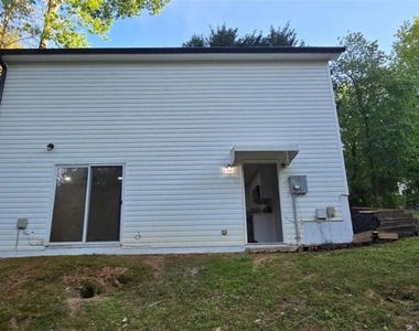 3025 Mangum Drive - Photo Thumbnail 17