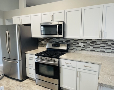 6906 Townsend Boulevard - Photo Thumbnail 4