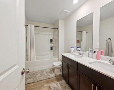 3971 Dean Grove Way - Photo Thumbnail 8