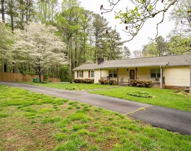 465 Dobbs Road - Photo Thumbnail 30