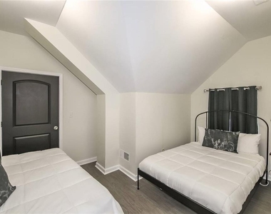 64 Moury Avenue Se - Photo Thumbnail 13