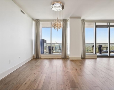 3344 Peachtree Road Ne - Photo Thumbnail 8