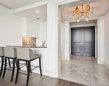 3344 Peachtree Road Ne - Photo Thumbnail 6