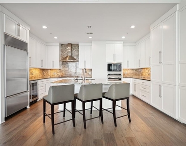 3344 Peachtree Road Ne - Photo Thumbnail 9
