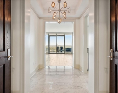 3344 Peachtree Road Ne - Photo Thumbnail 5