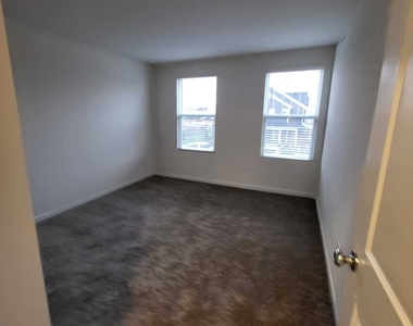 2227 Horseshoe Circle - Photo Thumbnail 18