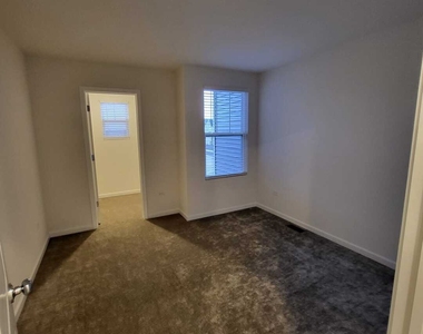 2227 Horseshoe Circle - Photo Thumbnail 15