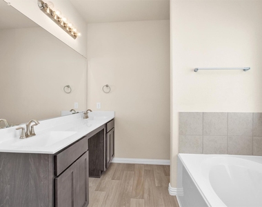 223 Shoreview Drive - Photo Thumbnail 28