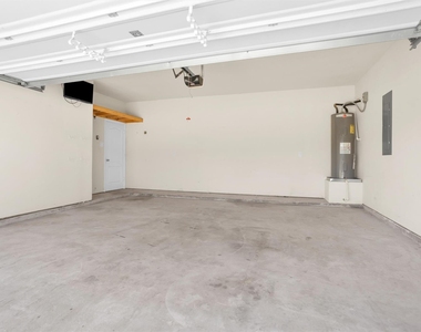 223 Shoreview Drive - Photo Thumbnail 32