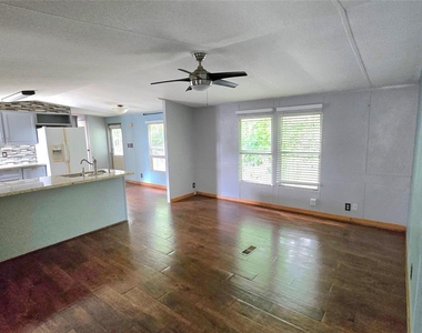 4915 Sitca Street - Photo Thumbnail 3