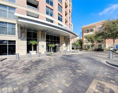 1901 Post Oak Boulevard - Photo Thumbnail 17