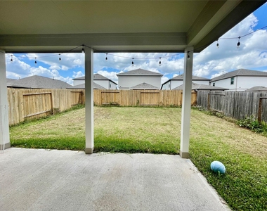 1055 Bluebonnet Trail - Photo Thumbnail 29