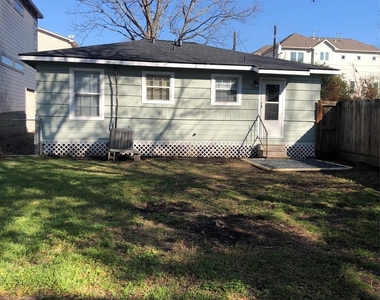 1320 W 24th Street - Photo Thumbnail 11