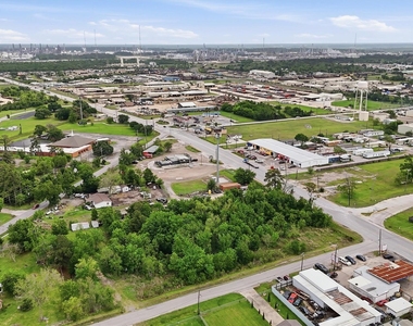 1211 Sheldon Rd Road - Photo Thumbnail 7