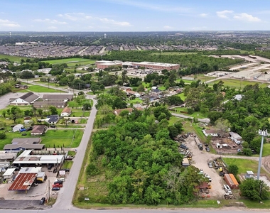 1211 Sheldon Rd Road - Photo Thumbnail 3