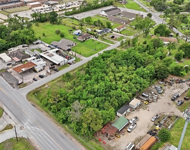 1211 Sheldon Rd Road - Photo Thumbnail 2