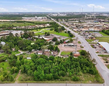 1211 Sheldon Rd Road - Photo Thumbnail 8