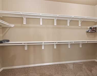 4502 Mallory Creek Drive - Photo Thumbnail 19