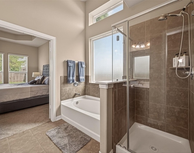 4502 Mallory Creek Drive - Photo Thumbnail 15