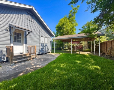 4106 Robertson Street - Photo Thumbnail 14