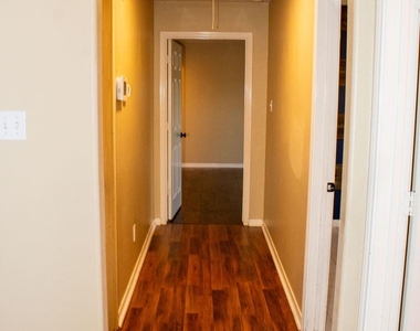 9550 Thousand Oaks Loop - Photo Thumbnail 16