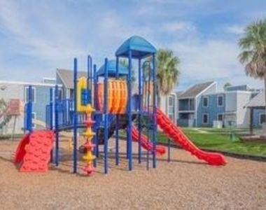 801 S Allen Genoa Road - Photo Thumbnail 17