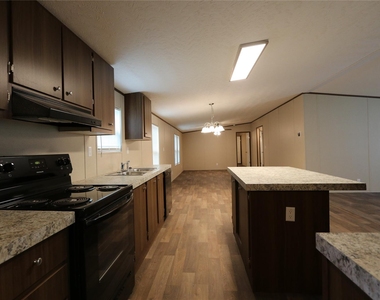 16501 E Emerson Circle - Photo Thumbnail 7