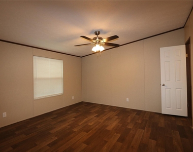 16501 E Emerson Circle - Photo Thumbnail 21