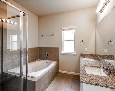 8414 Quiet Bay Drive - Photo Thumbnail 12