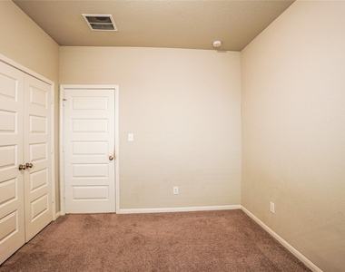 8414 Quiet Bay Drive - Photo Thumbnail 14