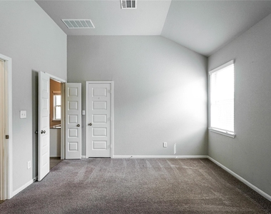 8414 Quiet Bay Drive - Photo Thumbnail 10